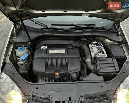 Бежевый Фольксваген Джетта, объемом двигателя 1.6 л и пробегом 249 тыс. км за 6299 $, фото 31 на Automoto.ua