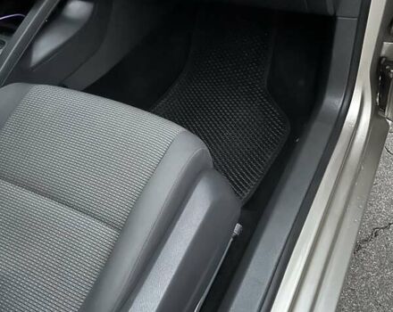 Бежевый Фольксваген Джетта, объемом двигателя 1.6 л и пробегом 249 тыс. км за 6299 $, фото 22 на Automoto.ua