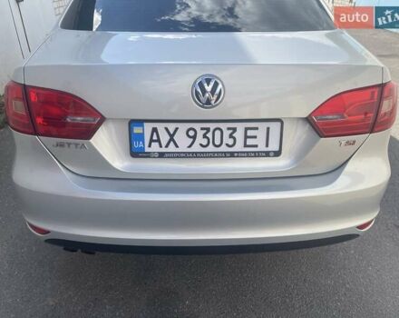 Бежевый Фольксваген Джетта, объемом двигателя 1.39 л и пробегом 103 тыс. км за 10000 $, фото 13 на Automoto.ua