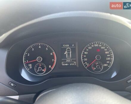 Бежевый Фольксваген Джетта, объемом двигателя 1.39 л и пробегом 103 тыс. км за 10000 $, фото 6 на Automoto.ua