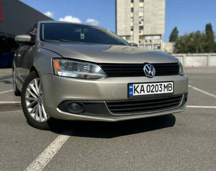 Бежевый Фольксваген Джетта, объемом двигателя 1.97 л и пробегом 273 тыс. км за 10200 $, фото 1 на Automoto.ua