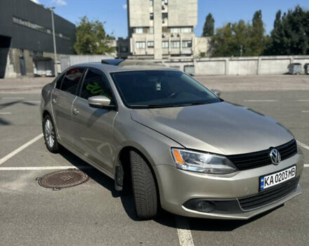 Бежевый Фольксваген Джетта, объемом двигателя 1.97 л и пробегом 273 тыс. км за 10200 $, фото 12 на Automoto.ua