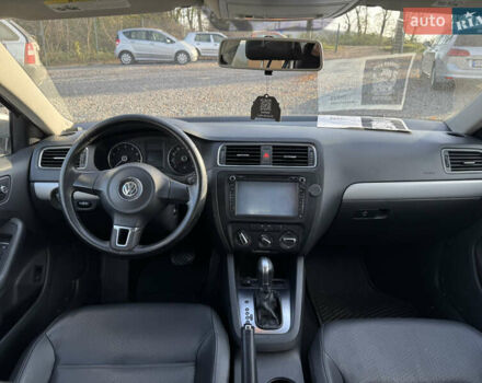 Бежевый Фольксваген Джетта, объемом двигателя 2.48 л и пробегом 289 тыс. км за 7999 $, фото 28 на Automoto.ua