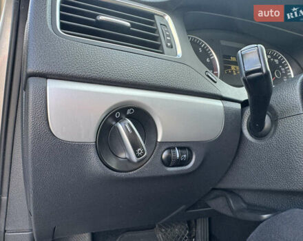 Бежевый Фольксваген Джетта, объемом двигателя 2.48 л и пробегом 289 тыс. км за 7999 $, фото 31 на Automoto.ua