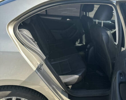 Бежевый Фольксваген Джетта, объемом двигателя 1.97 л и пробегом 273 тыс. км за 10200 $, фото 16 на Automoto.ua