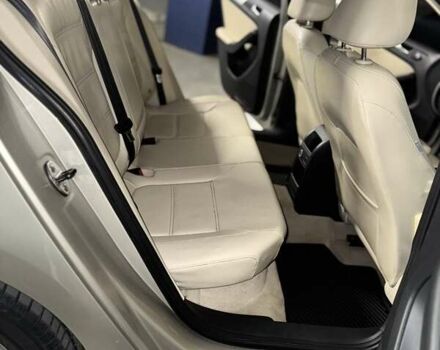 Бежевий Фольксваген Джетта, об'ємом двигуна 2.48 л та пробігом 229 тис. км за 8700 $, фото 22 на Automoto.ua