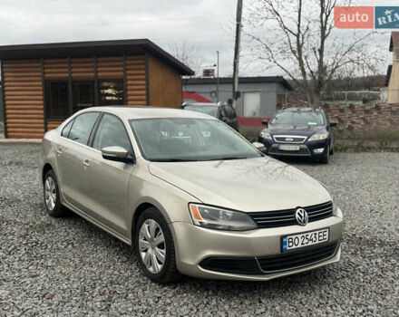 Бежевый Фольксваген Джетта, объемом двигателя 2.48 л и пробегом 289 тыс. км за 7299 $, фото 5 на Automoto.ua