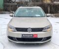 Бежевий Фольксваген Джетта, об'ємом двигуна 2.5 л та пробігом 229 тис. км за 8990 $, фото 1 на Automoto.ua