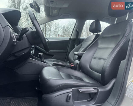 Бежевый Фольксваген Джетта, объемом двигателя 2.48 л и пробегом 289 тыс. км за 7299 $, фото 31 на Automoto.ua