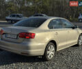 Бежевый Фольксваген Джетта, объемом двигателя 2.48 л и пробегом 289 тыс. км за 7999 $, фото 18 на Automoto.ua
