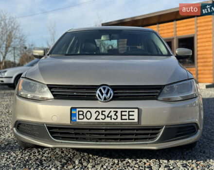 Бежевый Фольксваген Джетта, объемом двигателя 2.48 л и пробегом 289 тыс. км за 7999 $, фото 4 на Automoto.ua