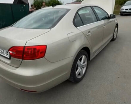 Бежевий Фольксваген Джетта, об'ємом двигуна 1.97 л та пробігом 171 тис. км за 9500 $, фото 4 на Automoto.ua