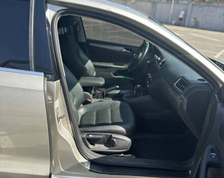 Бежевый Фольксваген Джетта, объемом двигателя 1.97 л и пробегом 273 тыс. км за 10200 $, фото 17 на Automoto.ua