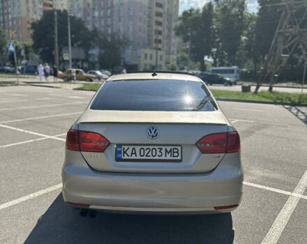 Бежевый Фольксваген Джетта, объемом двигателя 1.97 л и пробегом 273 тыс. км за 10200 $, фото 9 на Automoto.ua