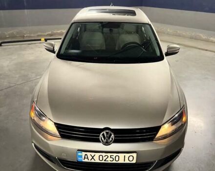 Бежевий Фольксваген Джетта, об'ємом двигуна 2.48 л та пробігом 229 тис. км за 8700 $, фото 1 на Automoto.ua