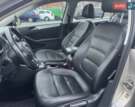 Бежевый Фольксваген Джетта, объемом двигателя 2.48 л и пробегом 289 тыс. км за 7299 $, фото 23 на Automoto.ua