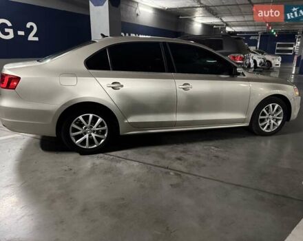 Бежевий Фольксваген Джетта, об'ємом двигуна 2.48 л та пробігом 229 тис. км за 8700 $, фото 7 на Automoto.ua