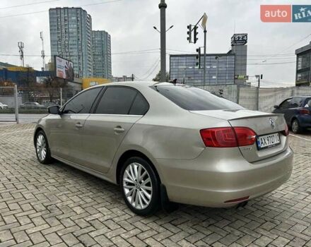 Бежевый Фольксваген Джетта, объемом двигателя 1.97 л и пробегом 184 тыс. км за 8900 $, фото 2 на Automoto.ua