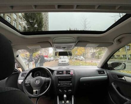 Фольксваген Джетта 2013 у Києві на Automoto.ua Бежевий Фольксваген Джетта, об'ємом двигуна 1.98 л та пробігом 237 тис. км за 8400 $, фото 5 на Automoto.ua