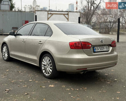 Бежевый Фольксваген Джетта, объемом двигателя 1.97 л и пробегом 238 тыс. км за 8800 $, фото 6 на Automoto.ua