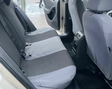 Фольксваген Джетта 2013 в Киеве на Automoto.ua Бежевый Фольксваген Джетта, объемом двигателя 1.4 л и пробегом 221 тыс. км за 7000 $, фото 5 на Automoto.ua