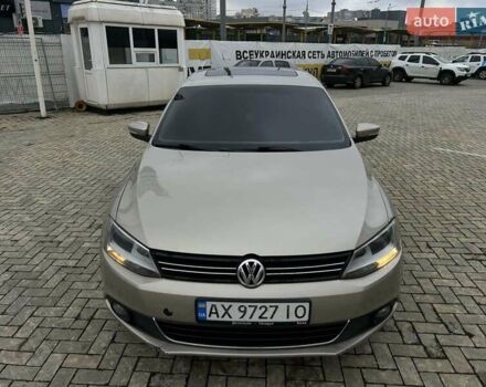 Бежевый Фольксваген Джетта, объемом двигателя 1.97 л и пробегом 184 тыс. км за 8900 $, фото 13 на Automoto.ua