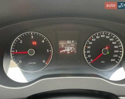 Фольксваген Джетта 2013 у Києві на Automoto.ua Бежевий Фольксваген Джетта, об'ємом двигуна 1.98 л та пробігом 237 тис. км за 8400 $, фото 6 на Automoto.ua