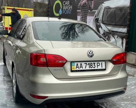Фольксваген Джетта 2013 в Киеве на Automoto.ua Бежевый Фольксваген Джетта, объемом двигателя 1.4 л и пробегом 221 тыс. км за 7000 $, фото 1 на Automoto.ua
