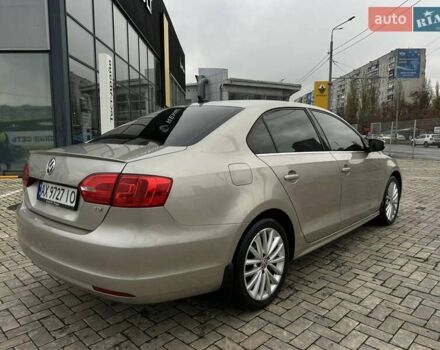 Бежевый Фольксваген Джетта, объемом двигателя 1.97 л и пробегом 184 тыс. км за 8900 $, фото 5 на Automoto.ua