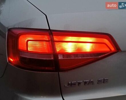 Бежевий Фольксваген Джетта, об'ємом двигуна 1.8 л та пробігом 163 тис. км за 9990 $, фото 11 на Automoto.ua