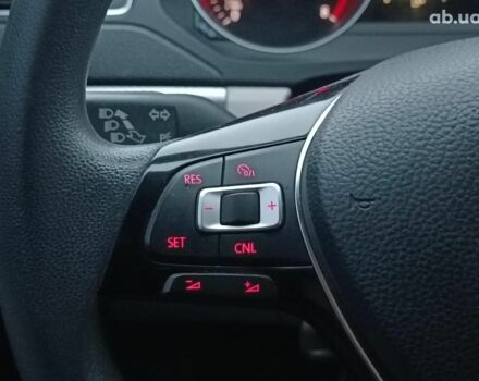 Бежевий Фольксваген Джетта, об'ємом двигуна 1.8 л та пробігом 163 тис. км за 9990 $, фото 24 на Automoto.ua