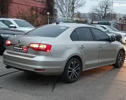 Бежевий Фольксваген Джетта, об'ємом двигуна 1.8 л та пробігом 163 тис. км за 9990 $, фото 7 на Automoto.ua