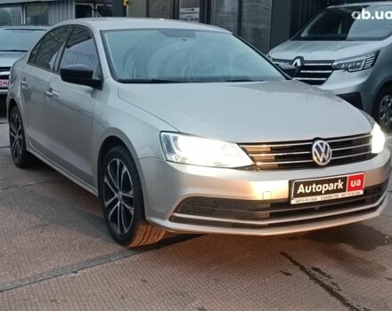 Бежевий Фольксваген Джетта, об'ємом двигуна 1.8 л та пробігом 163 тис. км за 9990 $, фото 6 на Automoto.ua