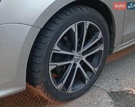 Бежевий Фольксваген Джетта, об'ємом двигуна 1.8 л та пробігом 163 тис. км за 9990 $, фото 5 на Automoto.ua