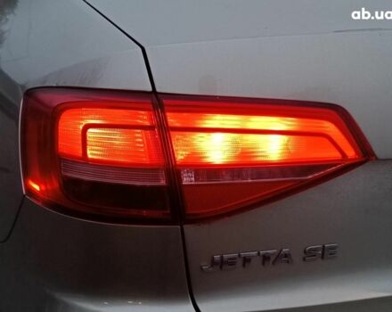 Бежевий Фольксваген Джетта, об'ємом двигуна 1.8 л та пробігом 163 тис. км за 9990 $, фото 10 на Automoto.ua