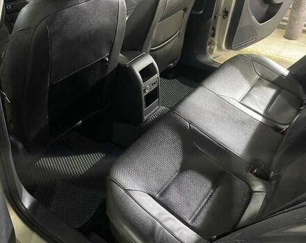 Бежевий Фольксваген Джетта, об'ємом двигуна 1.8 л та пробігом 243 тис. км за 7950 $, фото 9 на Automoto.ua