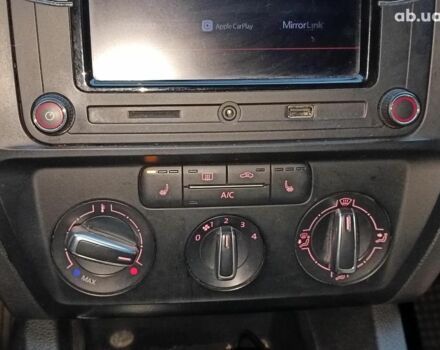 Бежевий Фольксваген Джетта, об'ємом двигуна 1.8 л та пробігом 163 тис. км за 9990 $, фото 28 на Automoto.ua