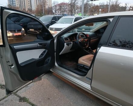 Бежевий Фольксваген Джетта, об'ємом двигуна 1.8 л та пробігом 163 тис. км за 9990 $, фото 17 на Automoto.ua