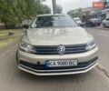 Бежевый Фольксваген Джетта, объемом двигателя 2 л и пробегом 136 тыс. км за 12000 $, фото 2 на Automoto.ua