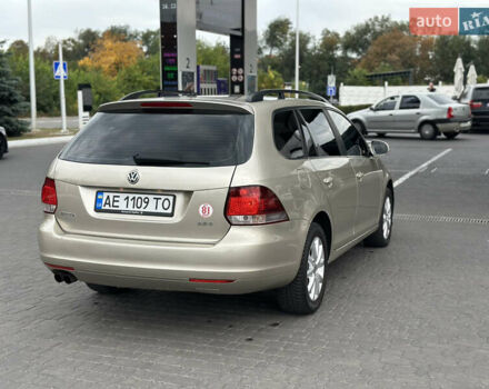 Бежевий Фольксваген Джетта, об'ємом двигуна 2.48 л та пробігом 220 тис. км за 7200 $, фото 4 на Automoto.ua