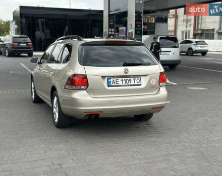 Бежевий Фольксваген Джетта, об'ємом двигуна 2.48 л та пробігом 220 тис. км за 7200 $, фото 5 на Automoto.ua