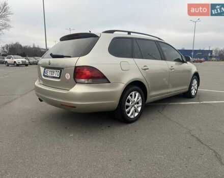 Бежевий Фольксваген Джетта, об'ємом двигуна 2.48 л та пробігом 220 тис. км за 7200 $, фото 4 на Automoto.ua