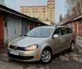 Бежевий Фольксваген Джетта, об'ємом двигуна 2.48 л та пробігом 254 тис. км за 7999 $, фото 1 на Automoto.ua
