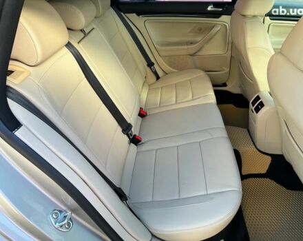 Бежевий Фольксваген Джетта, об'ємом двигуна 2 л та пробігом 285 тис. км за 10490 $, фото 14 на Automoto.ua
