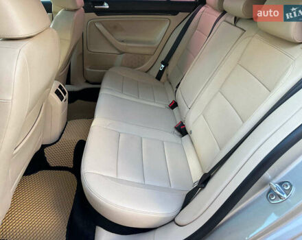 Бежевый Фольксваген Джетта, объемом двигателя 2 л и пробегом 285 тыс. км за 10490 $, фото 12 на Automoto.ua