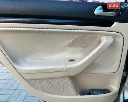 Бежевый Фольксваген Джетта, объемом двигателя 2 л и пробегом 285 тыс. км за 10490 $, фото 11 на Automoto.ua