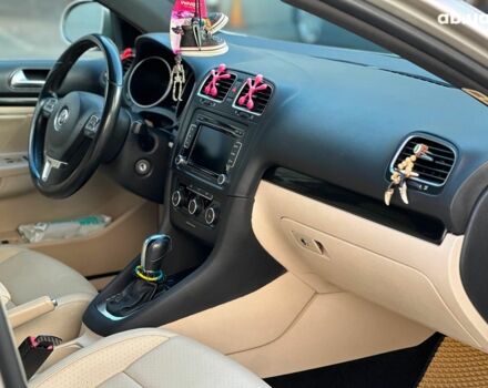 Бежевий Фольксваген Джетта, об'ємом двигуна 2 л та пробігом 285 тис. км за 10490 $, фото 16 на Automoto.ua