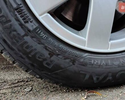 Бежевый Фольксваген Джетта, объемом двигателя 2.48 л и пробегом 254 тыс. км за 8299 $, фото 21 на Automoto.ua