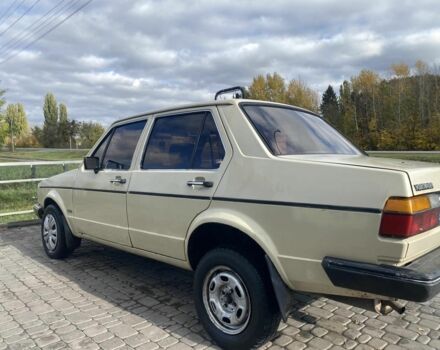 Бежевий Фольксваген Джетта, об'ємом двигуна 1.8 л та пробігом 88 тис. км за 955 $, фото 1 на Automoto.ua