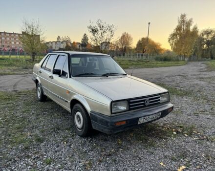 Бежевий Фольксваген Джетта, об'ємом двигуна 1.6 л та пробігом 378 тис. км за 1200 $, фото 1 на Automoto.ua